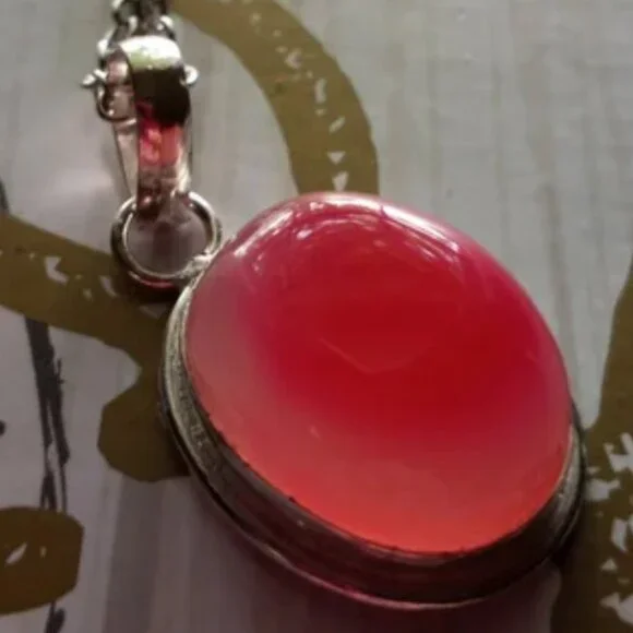 Natural Pink Agate Pendant - Picture 3 of 7